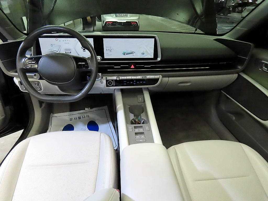 HYUNDAI Ioniq 6 - Vista 10
