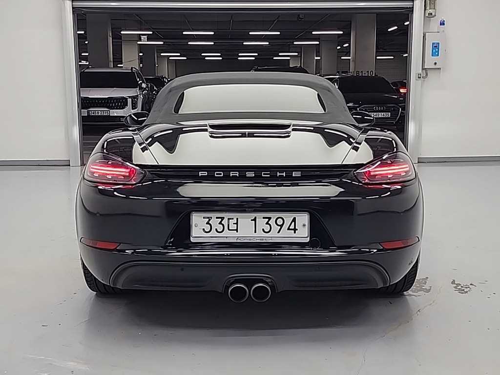 Porsche 718 - Vista 3