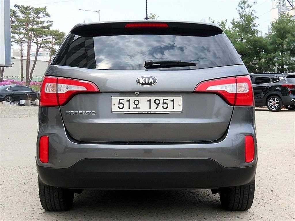 KIA Sorento - Vista 4