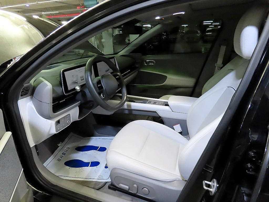 HYUNDAI Ioniq 6 - Vista 6