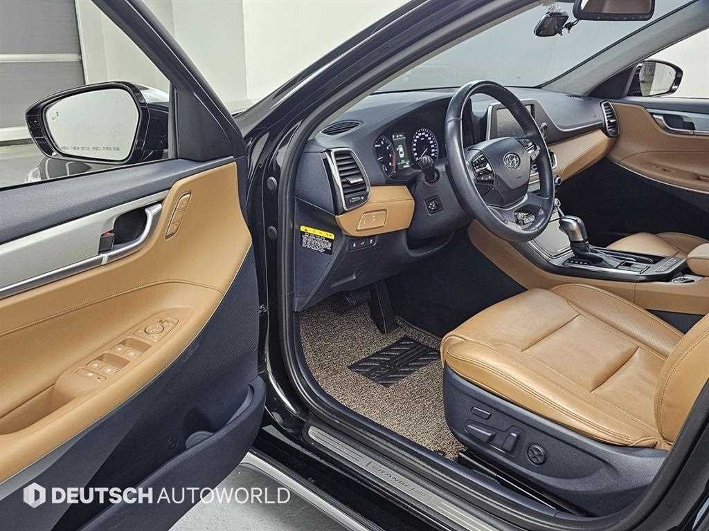 HYUNDAI Grandeur - Vista 11