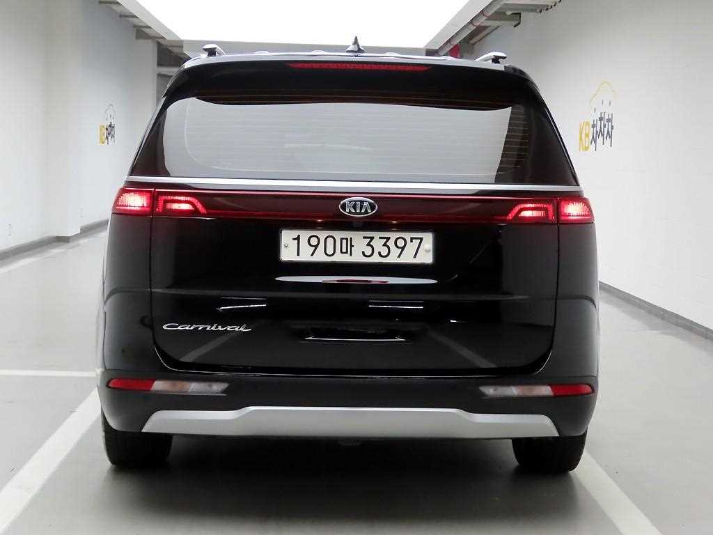 KIA Carnival - Vista 3