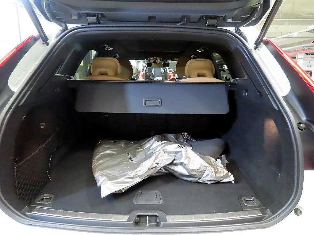 Volvo XC60 2022 Blanco - Importación desde Corea - HF Imports Iquique - Foto 17