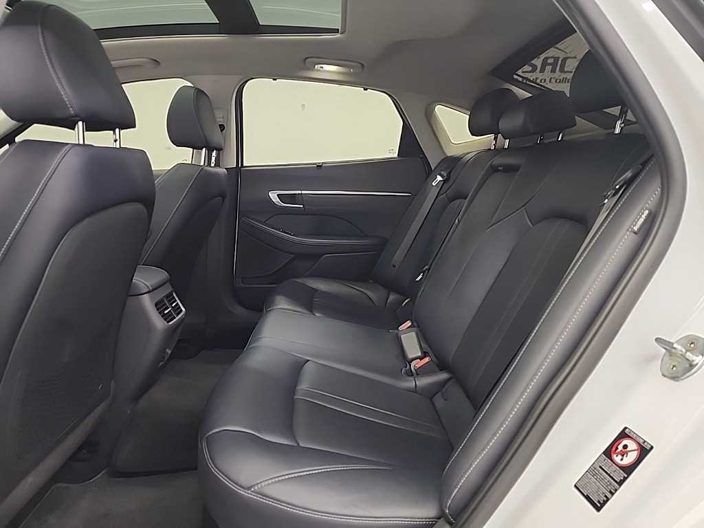 HYUNDAI Sonata - Vista 12