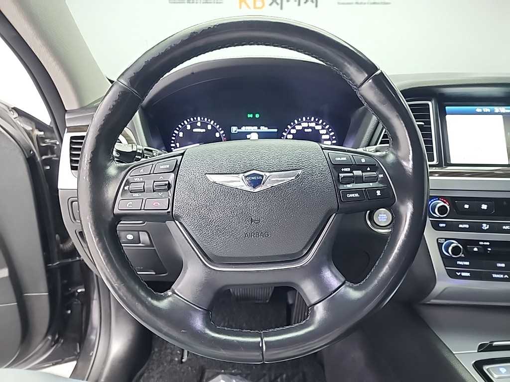 Genesis G80 - Vista 9