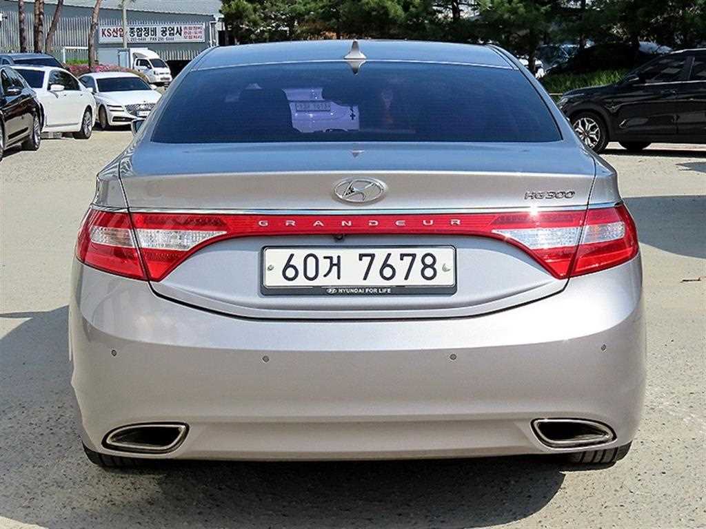 HYUNDAI Grandeur - Vista 4