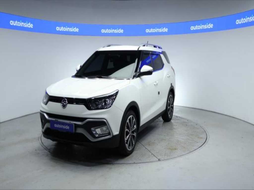 Ssangyong Tivoli 2017 - Importación desde Corea - HF Imports Iquique - Foto 1