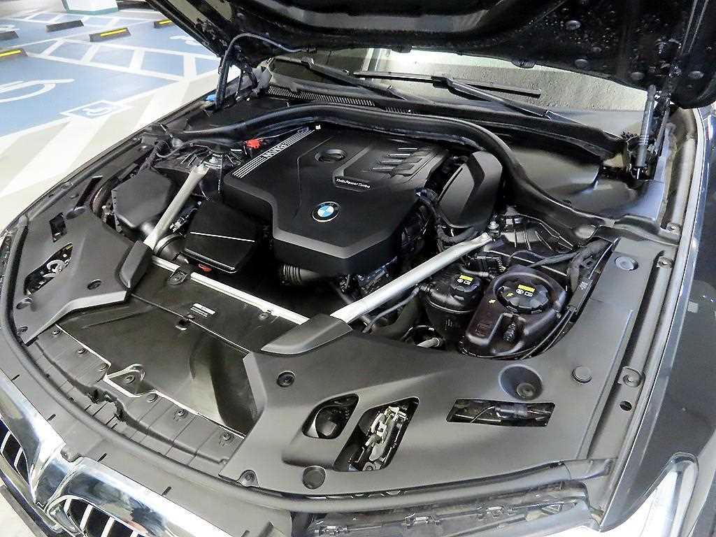 BMW 5 Series 2022 Gris - Importación desde Corea - HF Imports Iquique - Foto 19