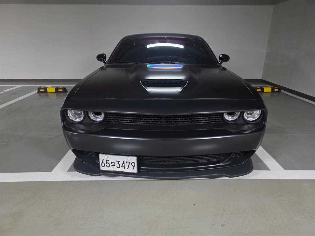 DODGE Challenger 2019 Negro - Importación desde Corea - HF Imports Iquique - Foto 1