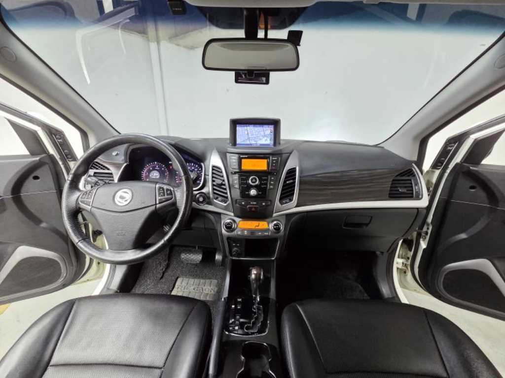Ssangyong Korando - Vista 7