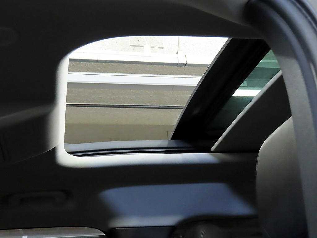 Land Rover Defender 2022 Blanco - Importación desde Corea - HF Imports Iquique - Foto 16