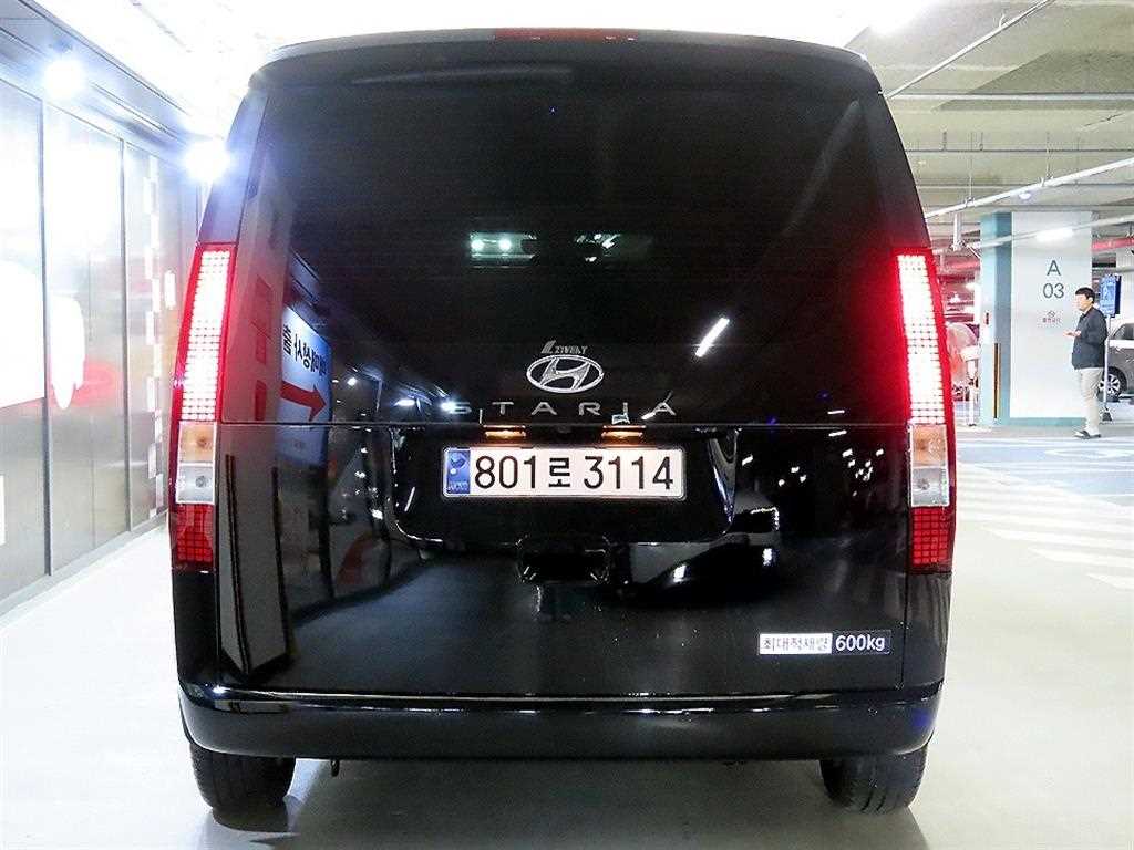 HYUNDAI Staria - Vista 5