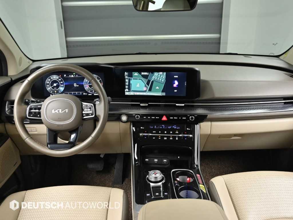 KIA Carnival - Vista 7