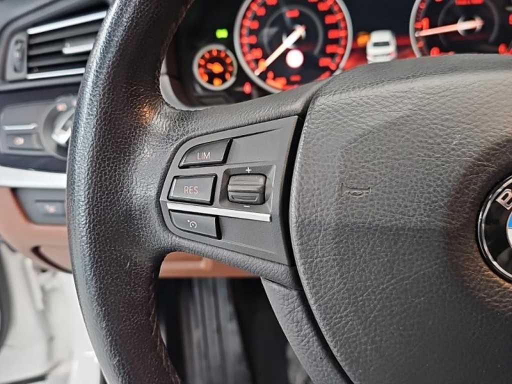 BMW 5 Series - Vista 8