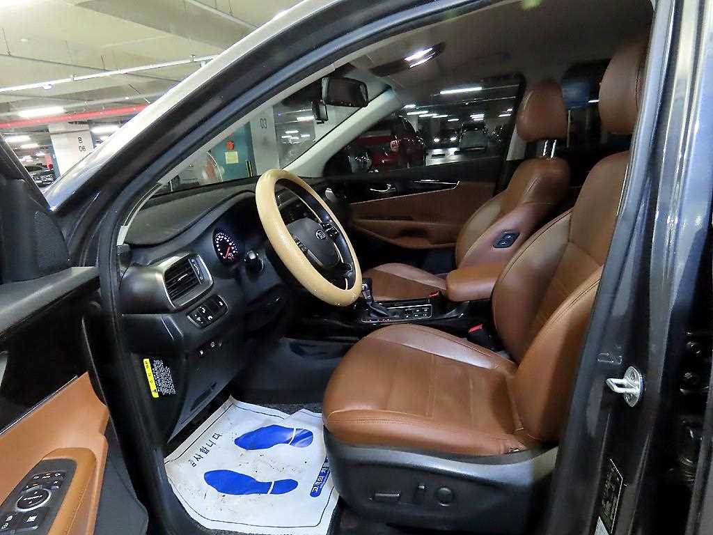 KIA Sorento - Vista 6