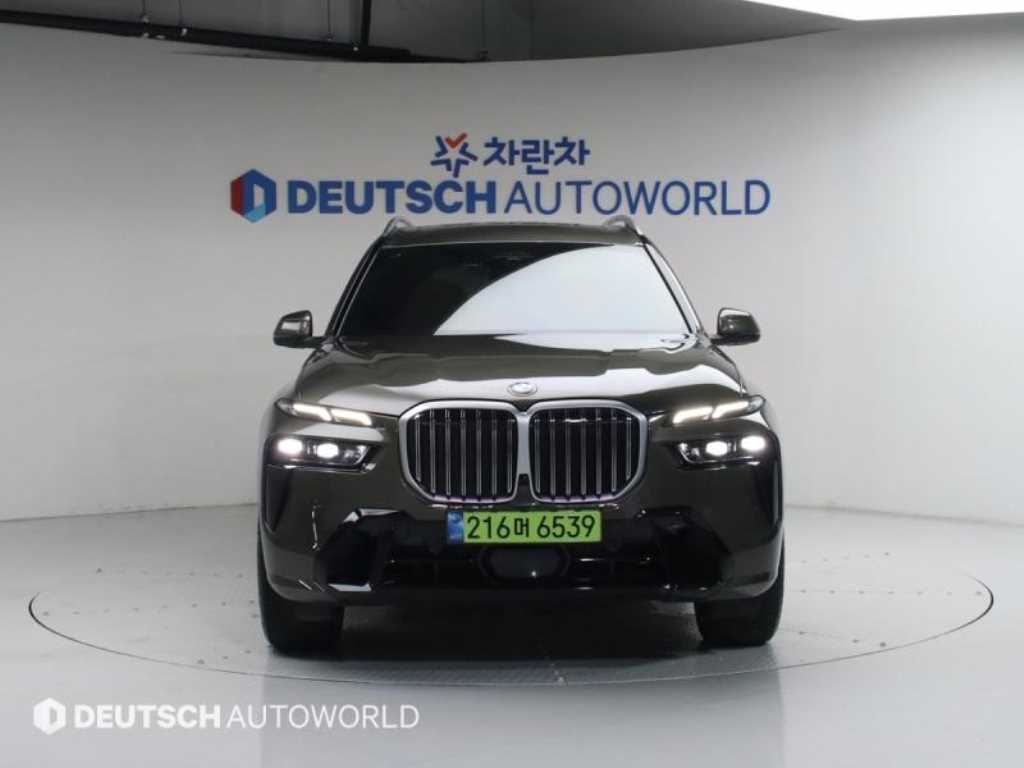 BMW X7 - Vista 3