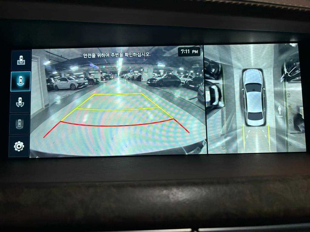 Genesis G90 - Vista 11