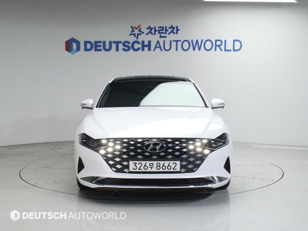 HYUNDAI Grandeur - Vista 3