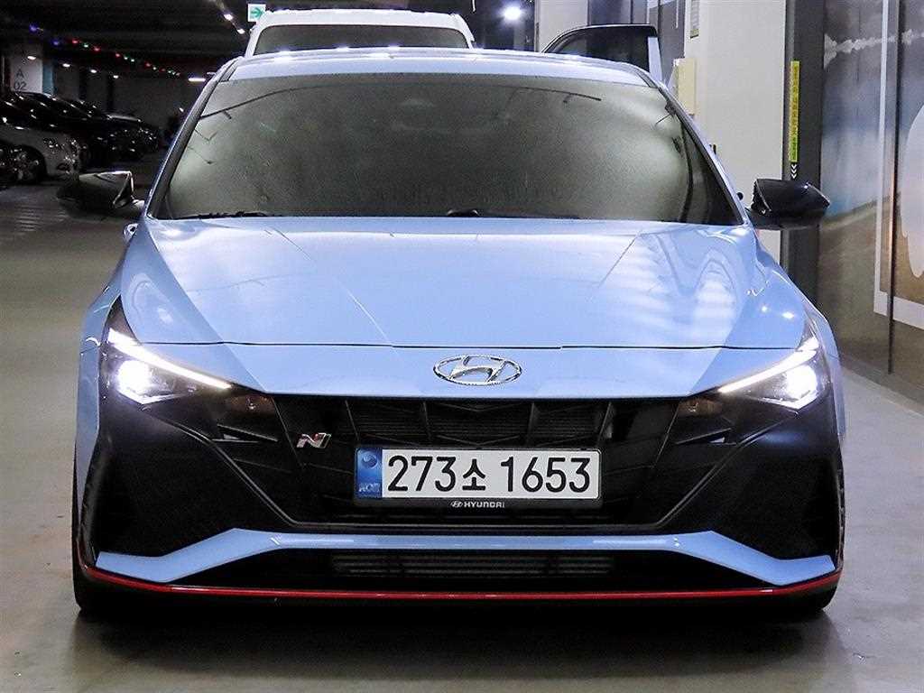 HYUNDAI Avante - Vista 2