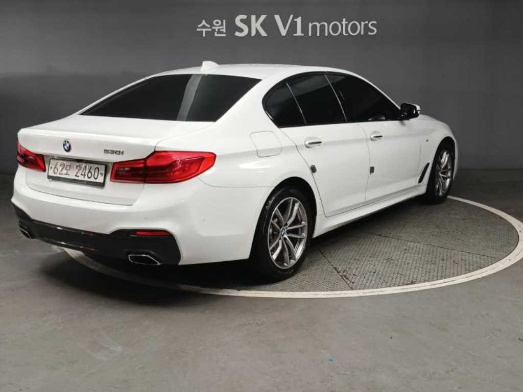 BMW 5 Series - Vista 4