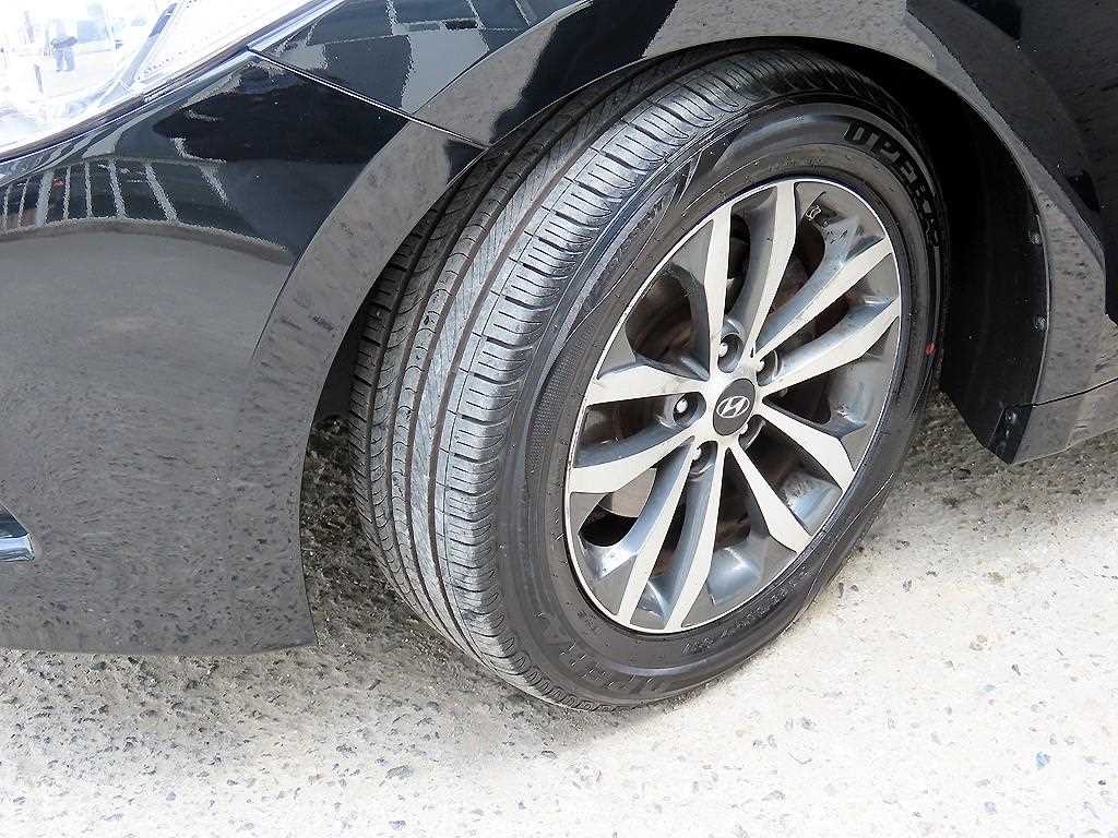 HYUNDAI Grandeur 2012 Negro - Importación desde Corea - HF Imports Iquique - Foto 20