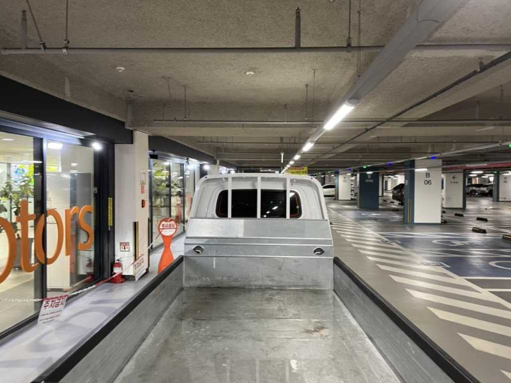 Small Truck Cargo (small) - Vista 6