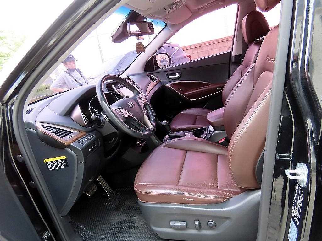 HYUNDAI Santa Fe - Vista 5