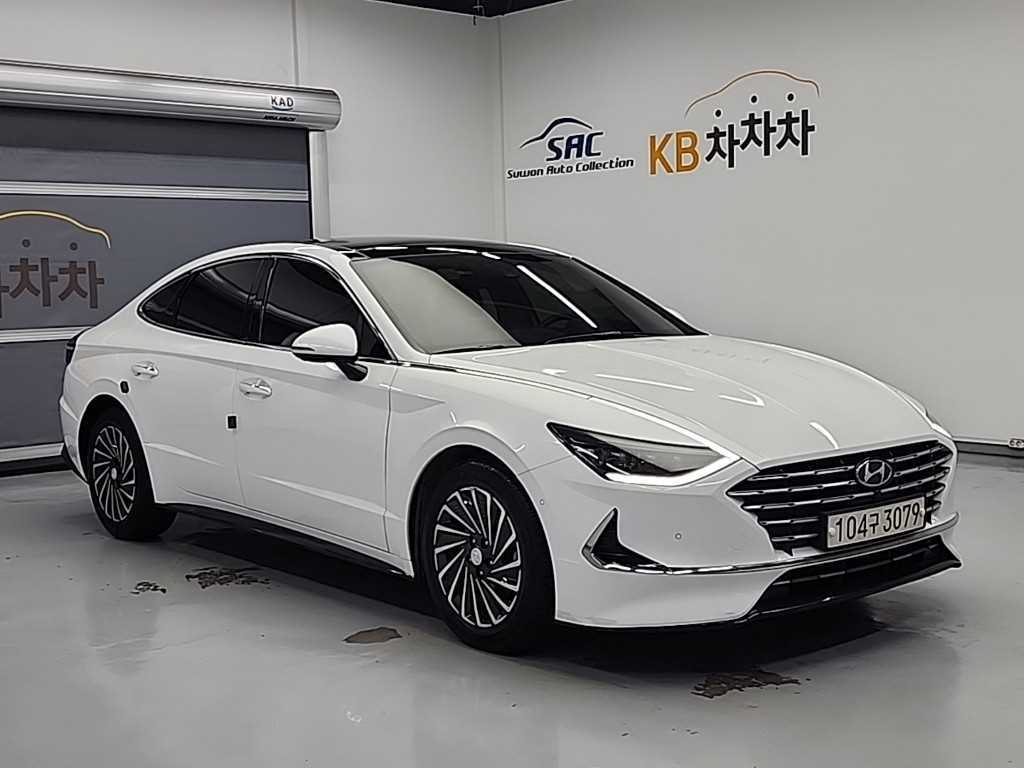 HYUNDAI Sonata - Vista 4