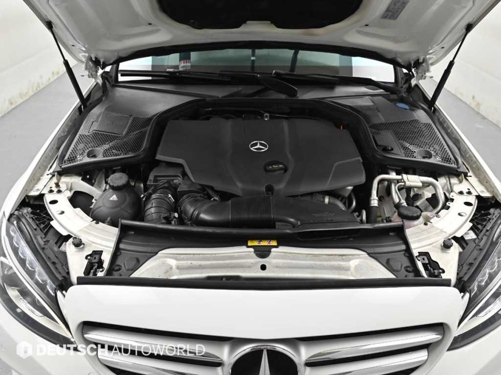 Mercedes Benz C Class - Vista 6