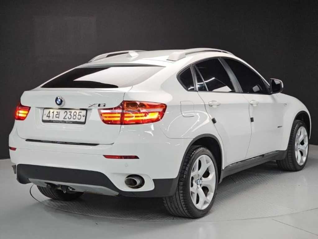 BMW X6 - Vista 3