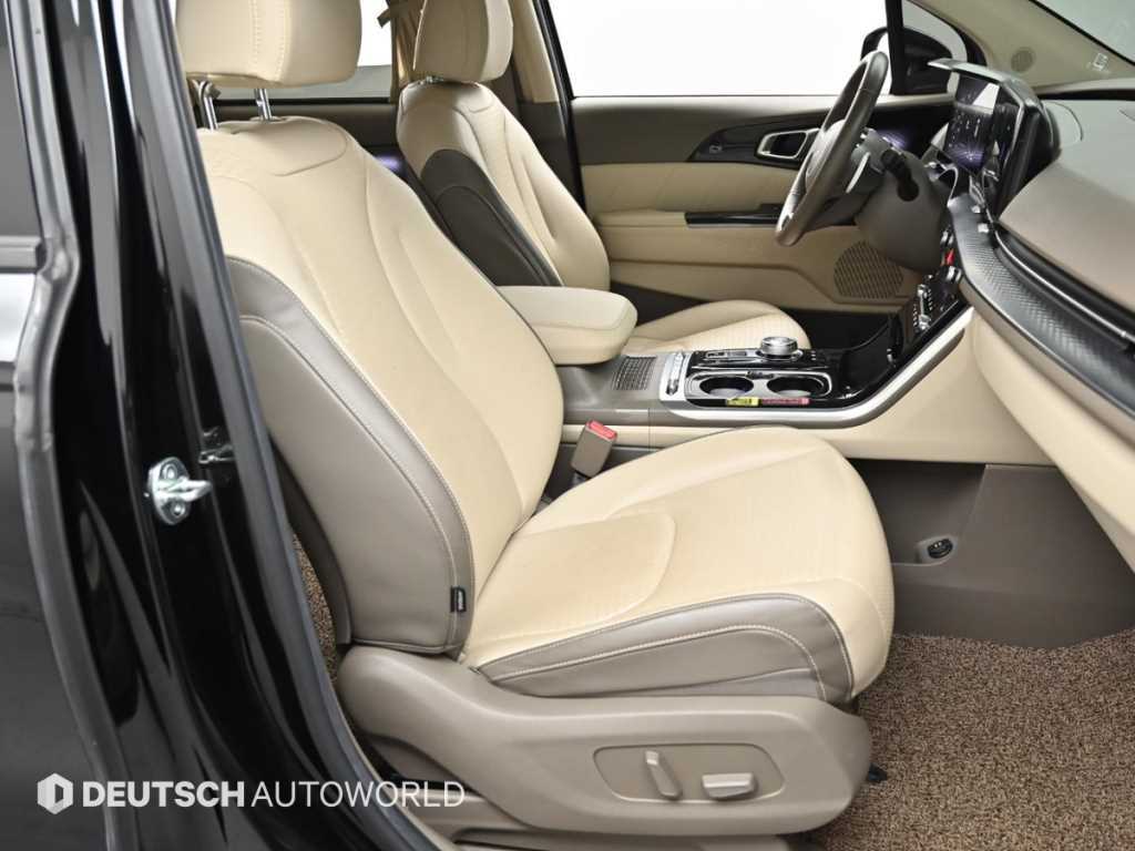 KIA Carnival - Vista 10