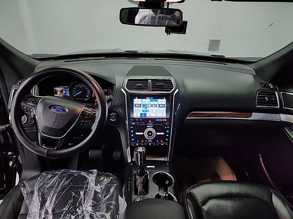 Ford Explorer - Vista 7