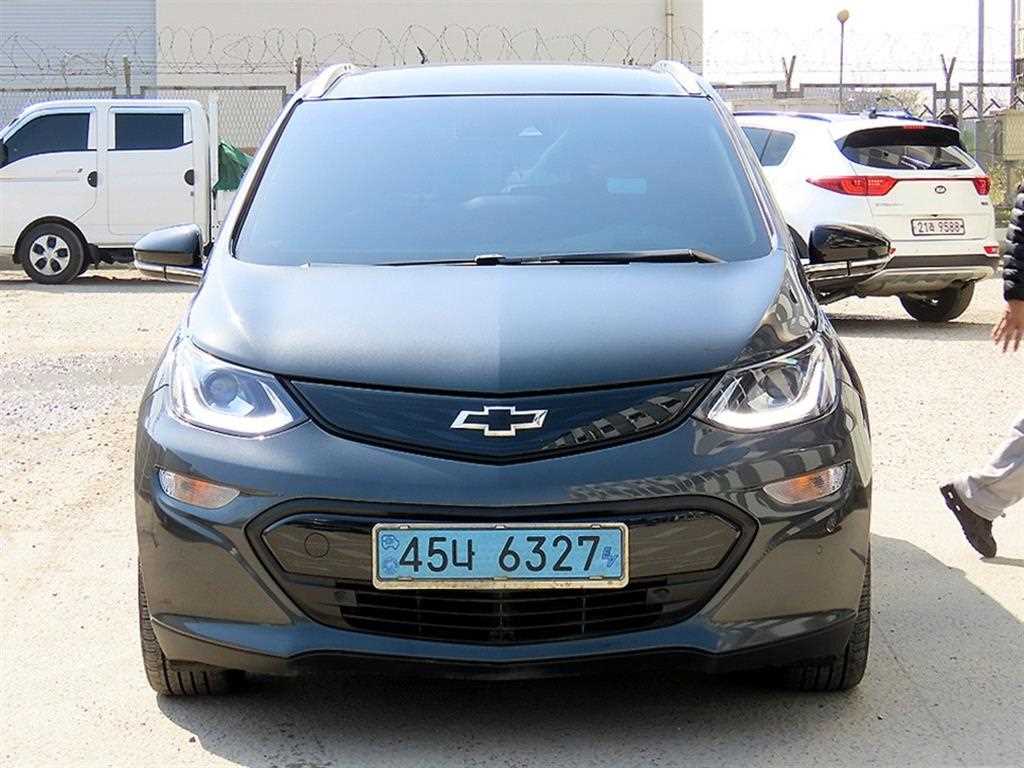 Chevrolet Bolt 2018 Gris - Importación desde Corea - HF Imports Iquique - Foto 1
