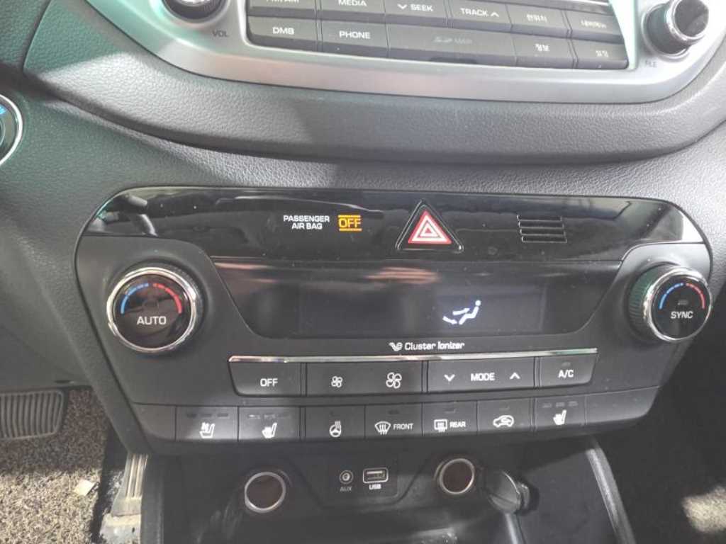 HYUNDAI Tucson - Vista 12