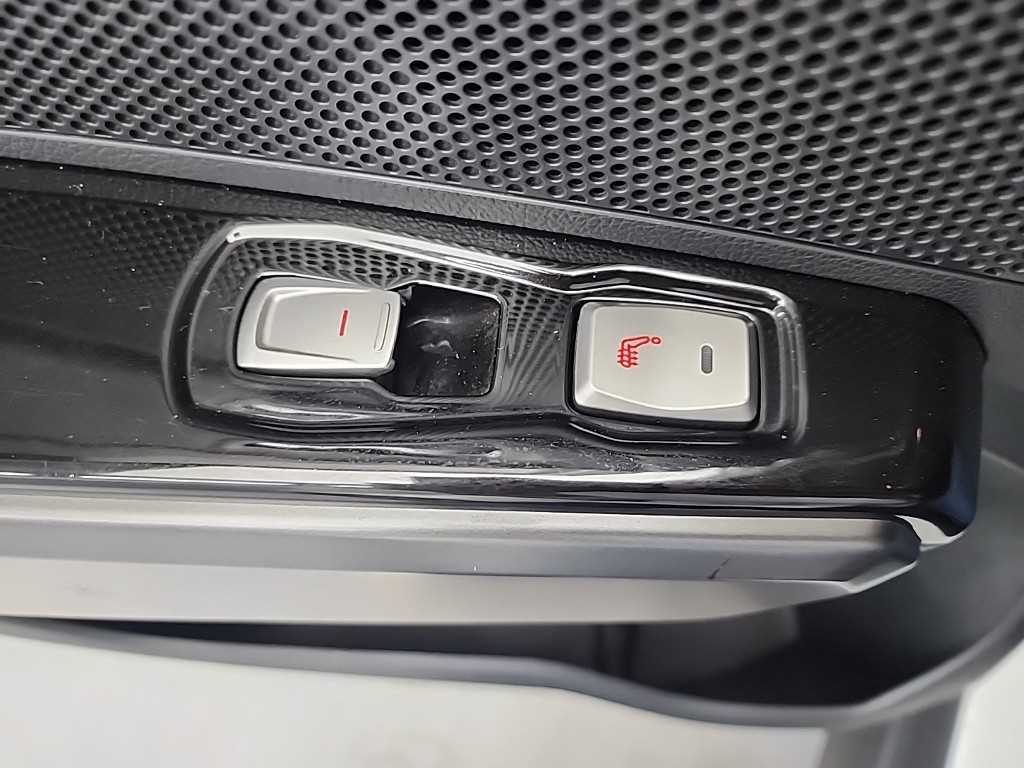 Ssangyong Tivoli 2017 Blanco - Importación desde Corea - HF Imports Iquique - Foto 13