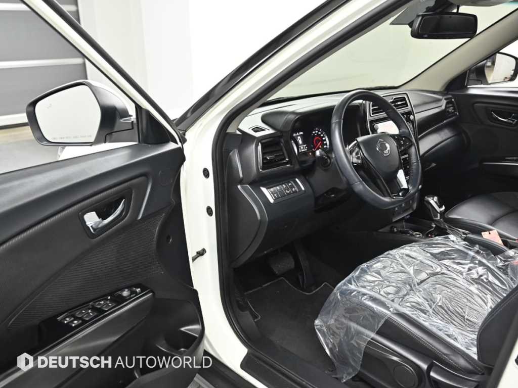 Ssangyong Tivoli - Vista 11