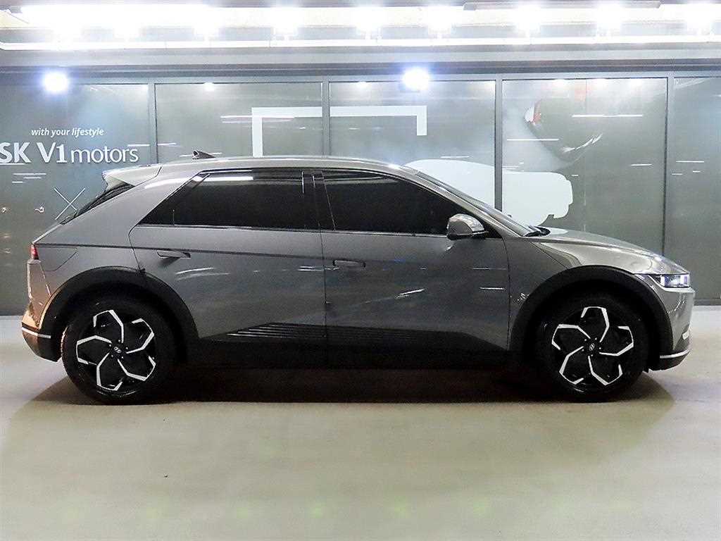 HYUNDAI Ioniq 5 - Vista 3