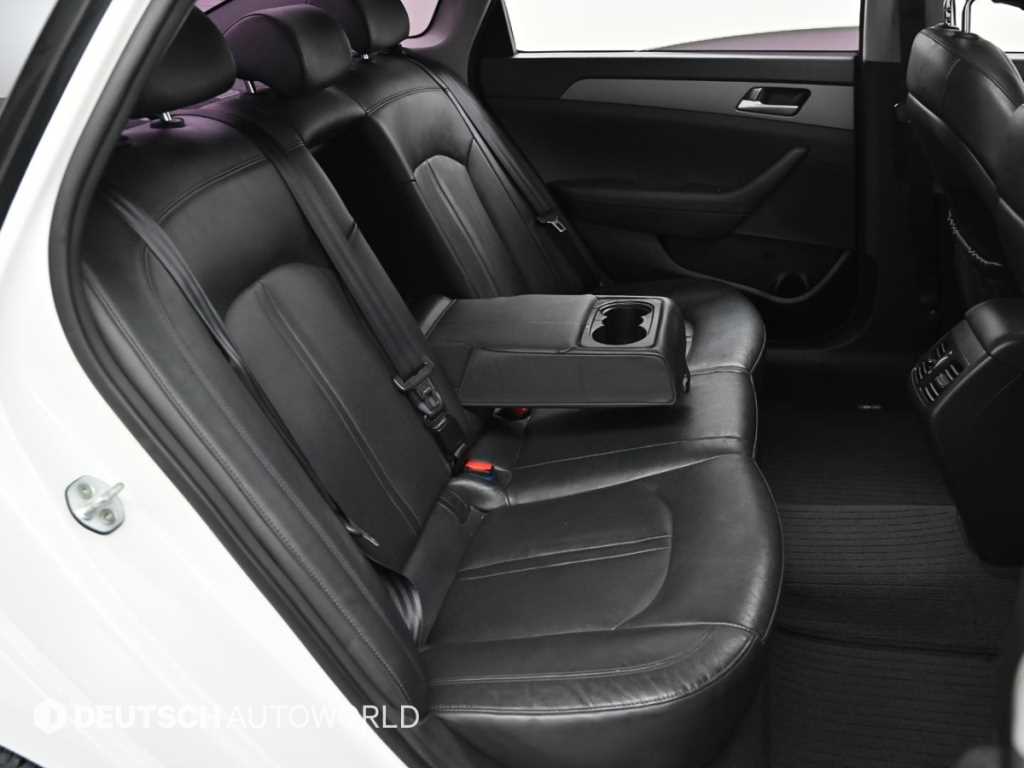 HYUNDAI Sonata - Vista 12