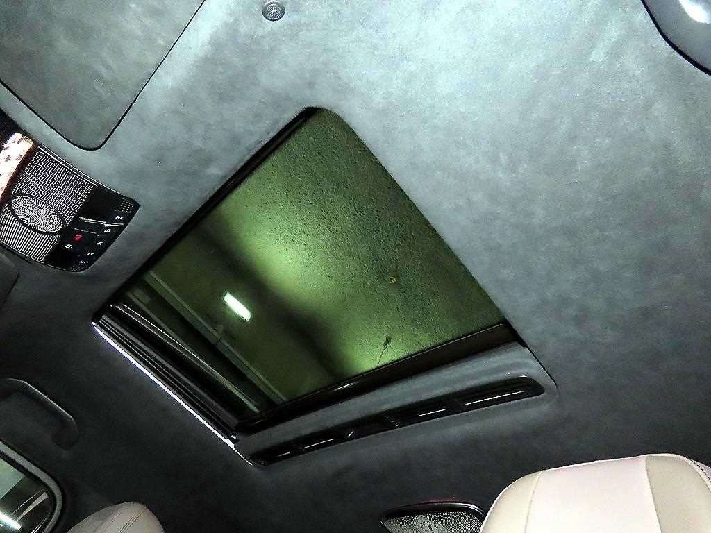 Mercedes Benz G Class (G Wagen) 2025 Blanco - Importación desde Corea - HF Imports Iquique - Foto 15