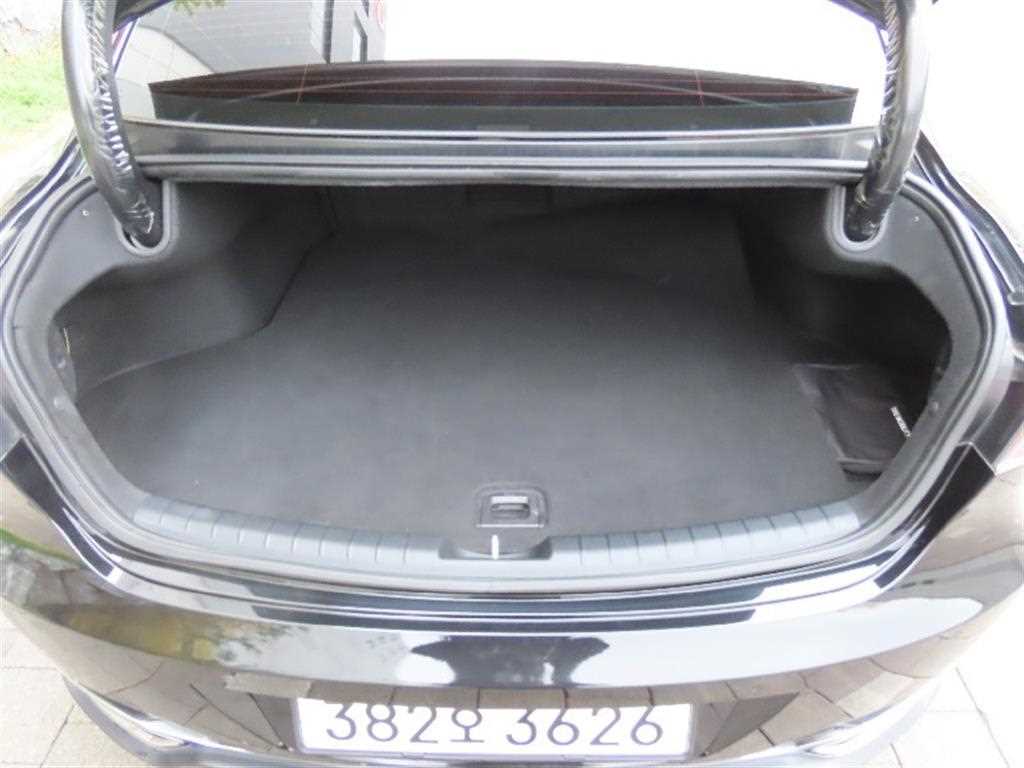 HYUNDAI Grandeur 2022 Negro - Importación desde Corea - HF Imports Iquique - Foto 18