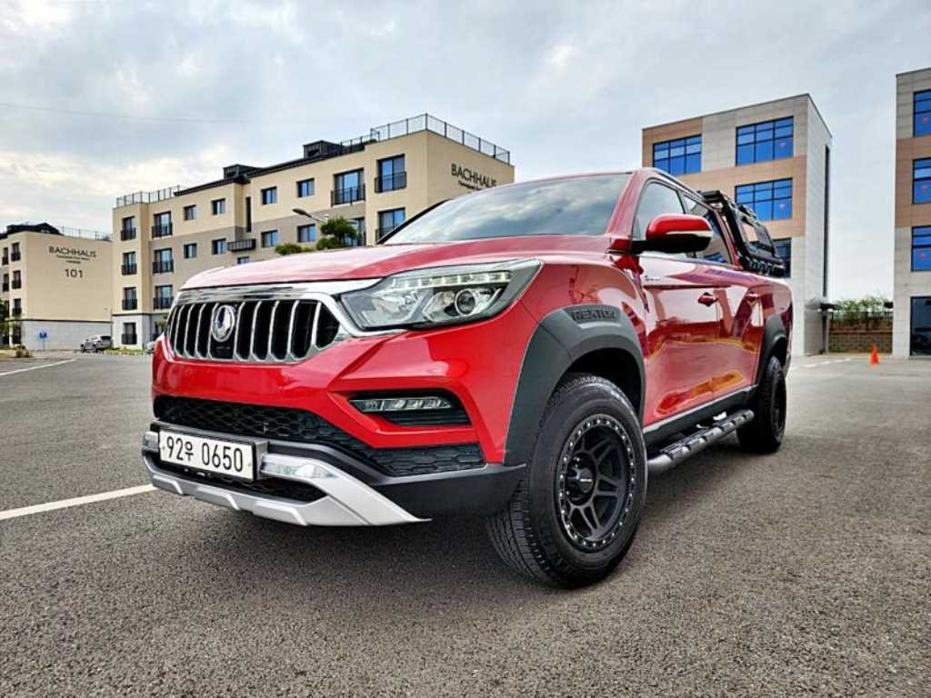 Ssangyong Rexton 2021 Rojo - Importación desde Corea - HF Imports Iquique - Foto 1