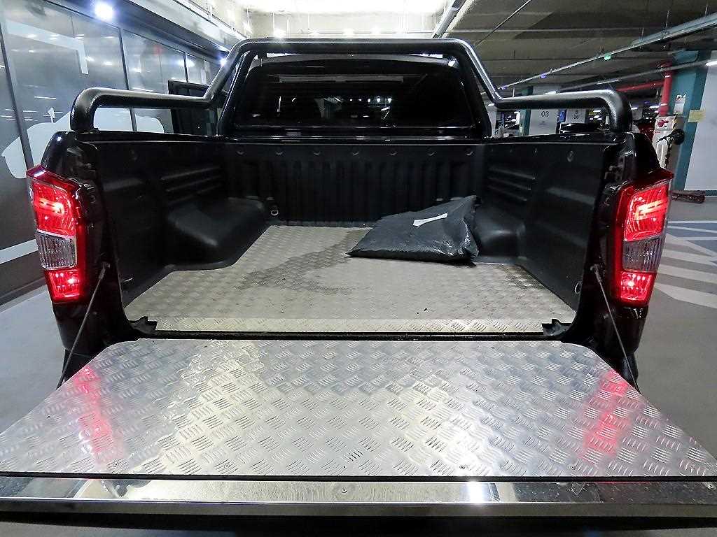 Ssangyong Rexton 2019 Negro - Importación desde Corea - HF Imports Iquique - Foto 17