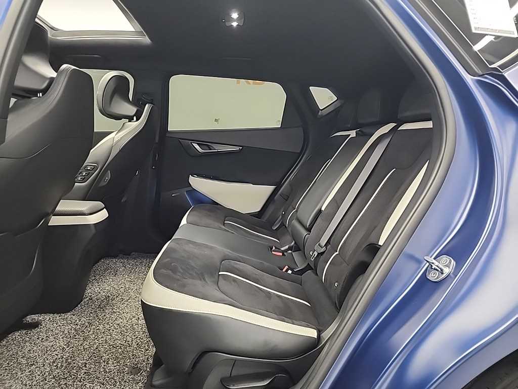 KIA EV6 - Vista 12
