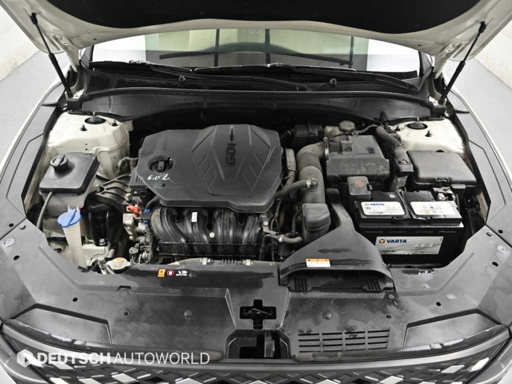 HYUNDAI Grandeur - Vista 7