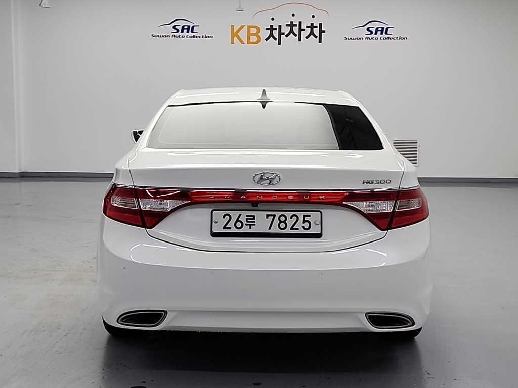 HYUNDAI Grandeur - Vista 3