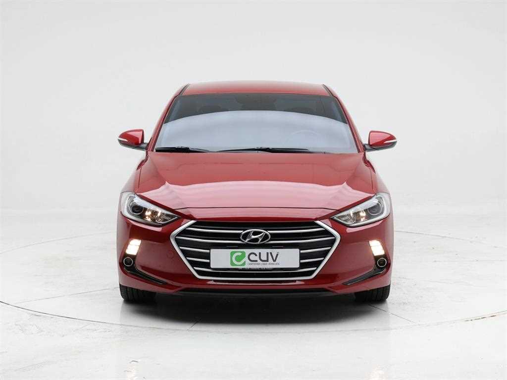 HYUNDAI Avante - Vista 2