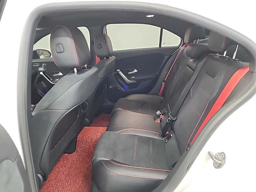 Mercedes Benz A Class - Vista 12