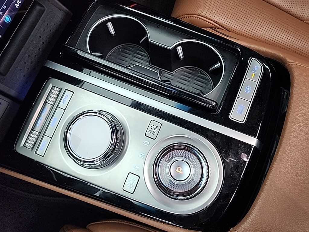 Genesis G80 - Vista 8