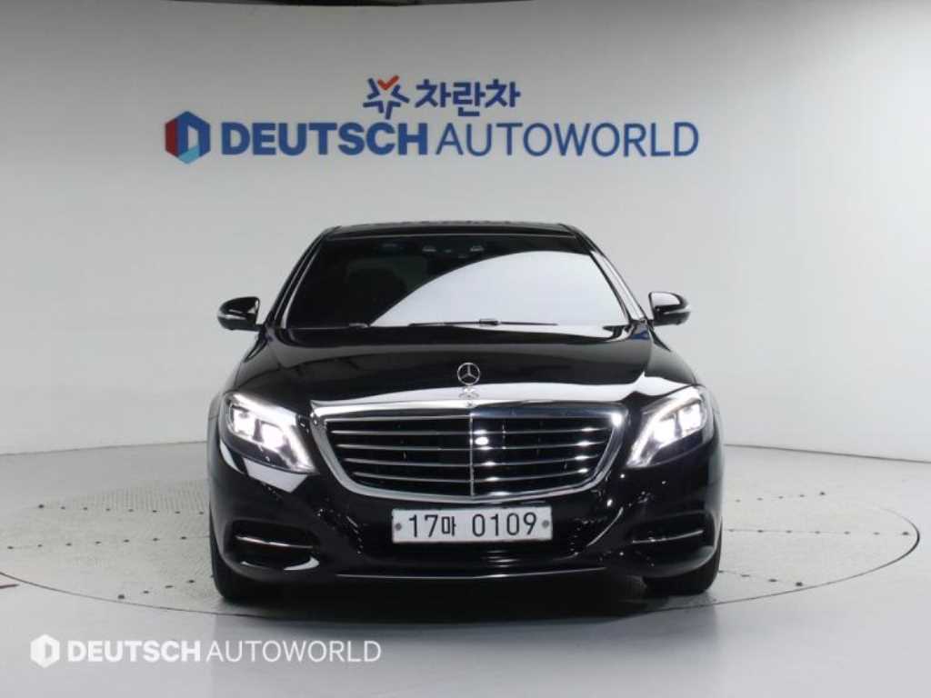Mercedes Benz S Class - Vista 3