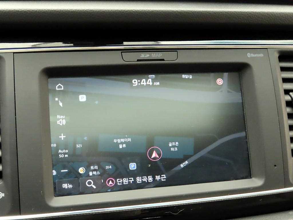 KIA Carnival - Vista 8